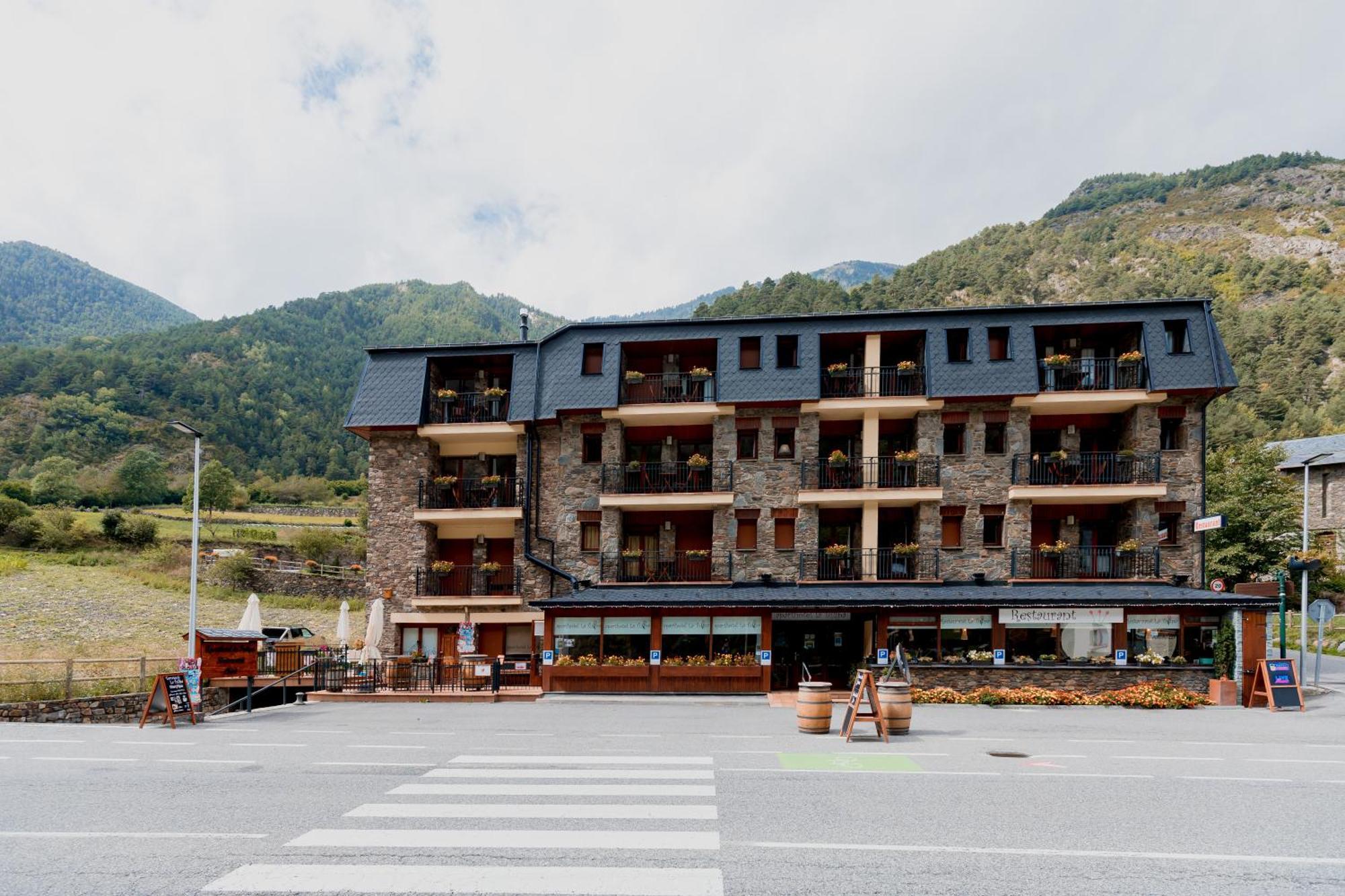 Pierre & Vacances Aparthotel La Tulipa Ordino Bagian luar foto